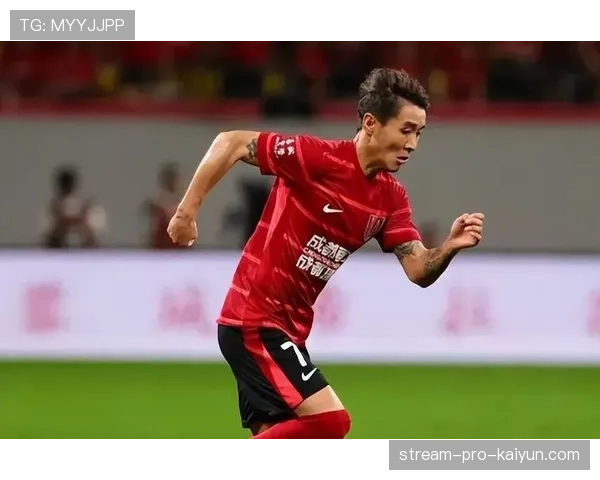 浙江队伤兵满营：卢卡斯训练中意外受伤至少休战一个月，保级成务实目标